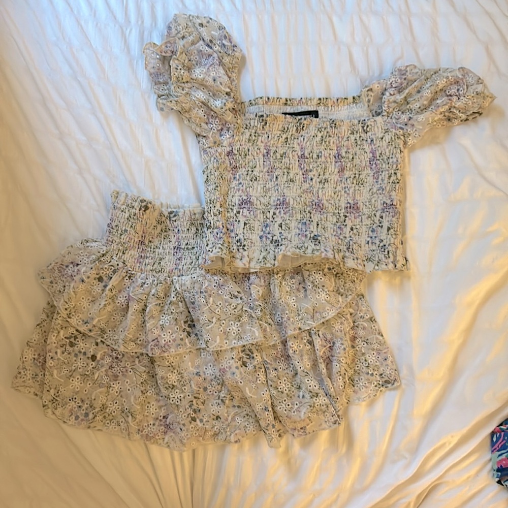 Floral 2 piece set- Katie J NYC